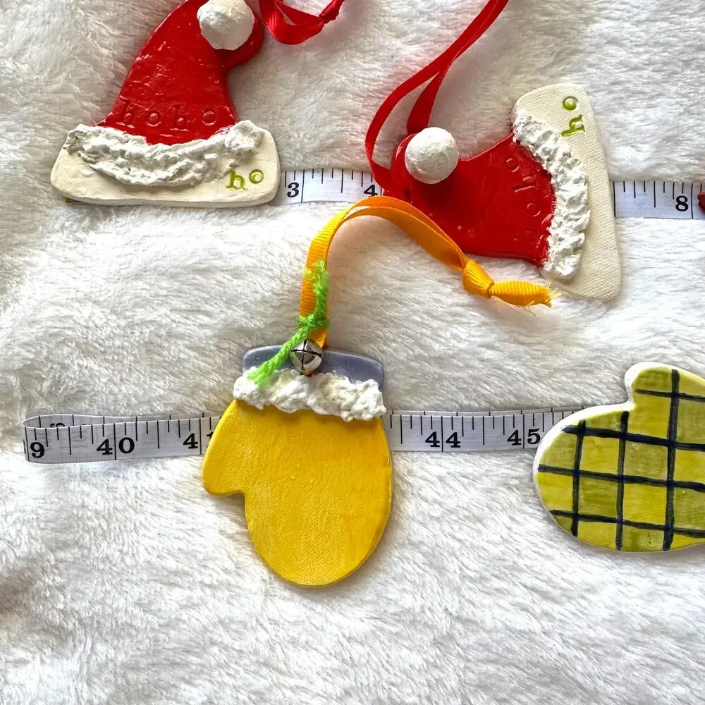 Lot of 13 Hand Painted Ceramic Folk Art Country Holiday Christmas Tree Ornaments